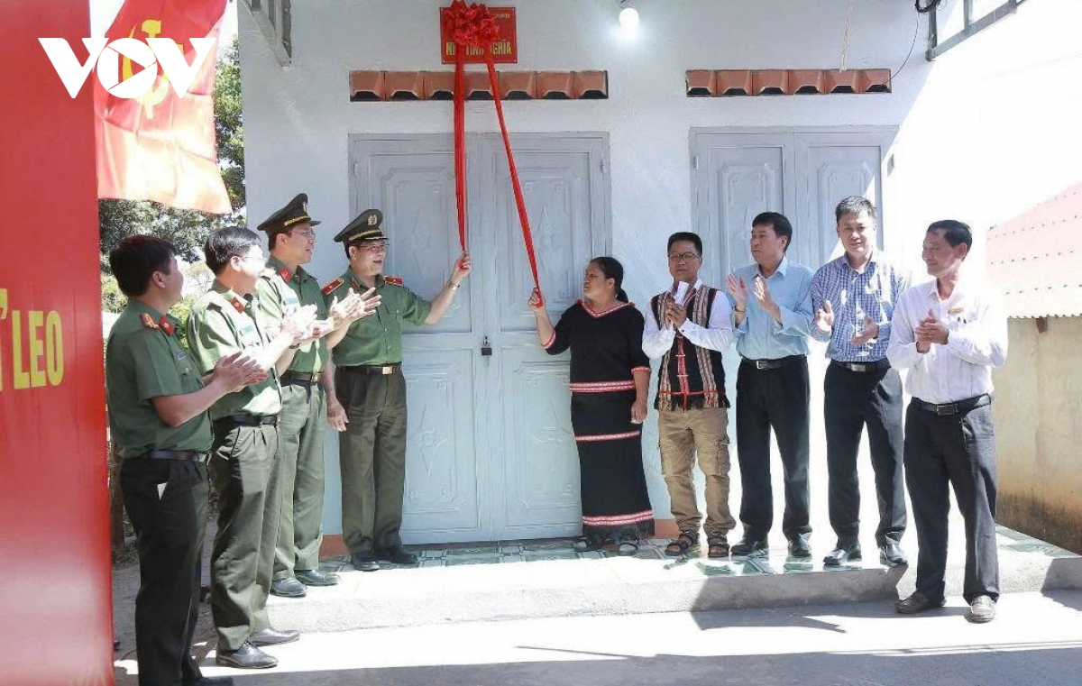Chủ tịch tỉnh Đắk Lắk yêu cầu chốt số liệu xoá nhà tạm trước 18/7